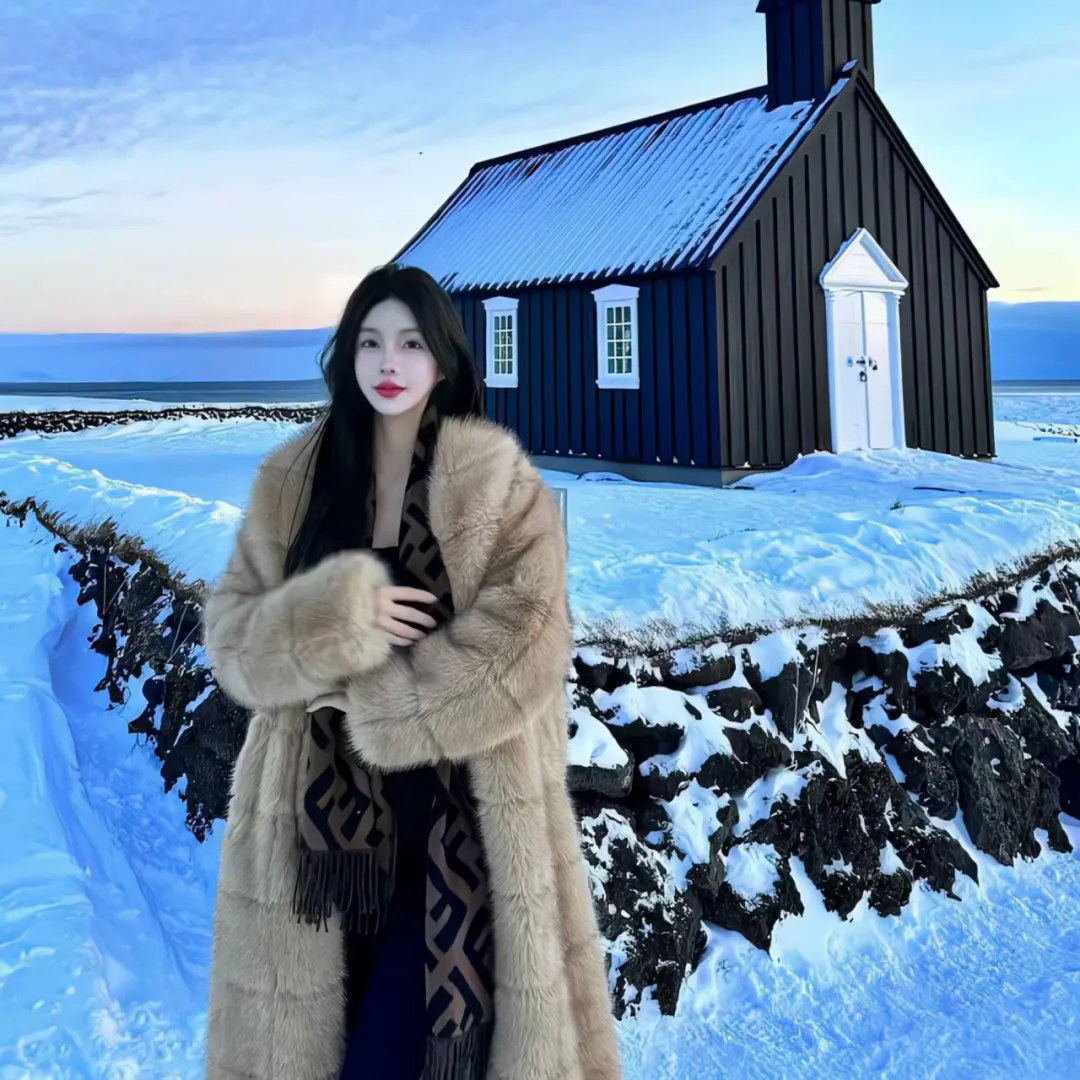 我以胭脂覆山河